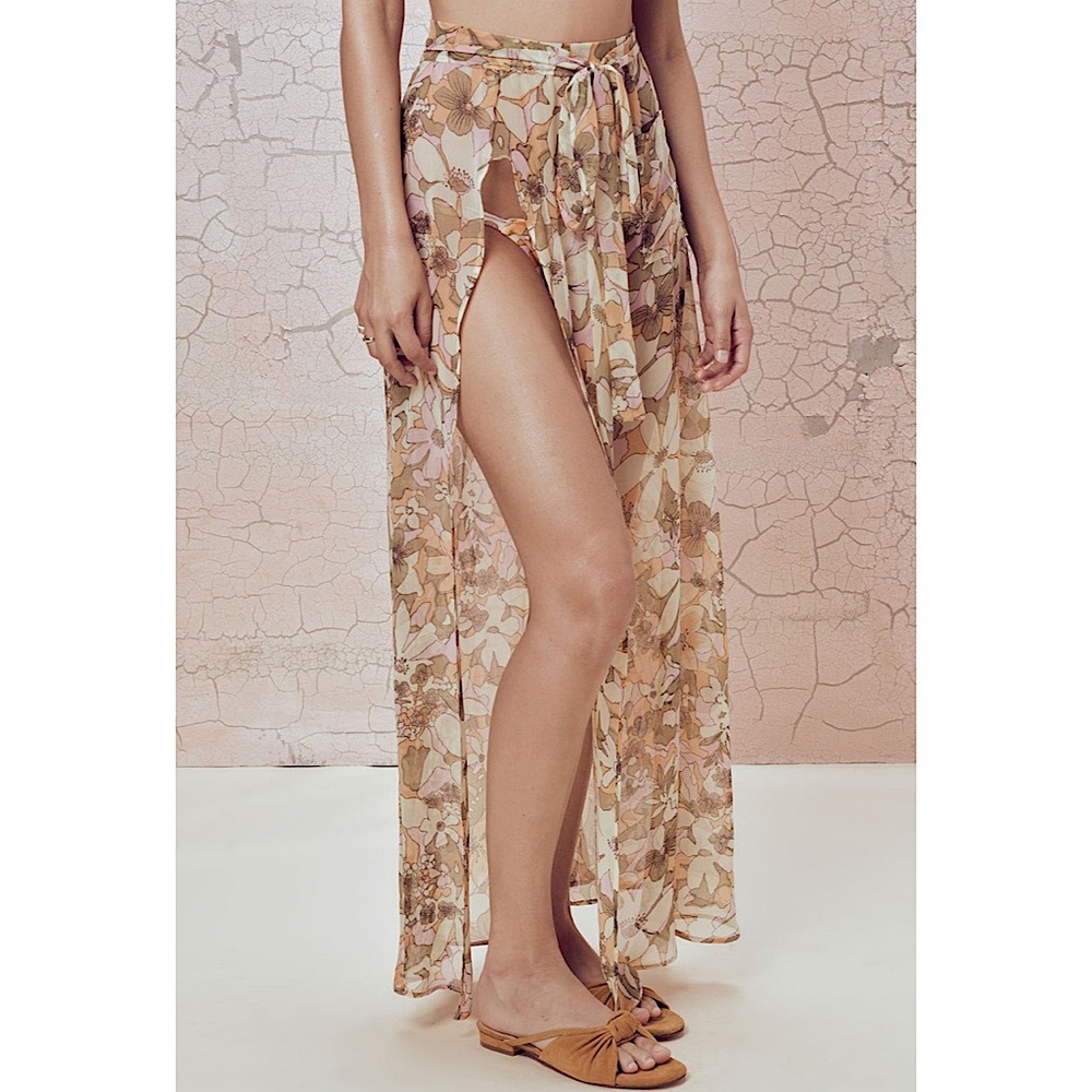for love and lemons havana floral maxi skirt NWT 🌸